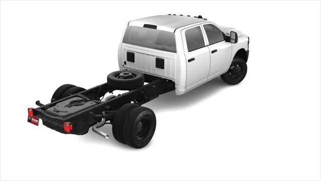 2025 RAM Ram 3500 Chassis Cab RAM 3500 TRADESMAN CREW CAB CHASSIS 4X4 60 CA