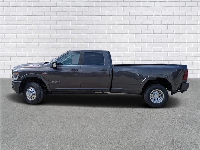 2025 RAM Ram 3500 RAM 3500 LIMITED LONGHORN CREW CAB 4X4 8 BOX