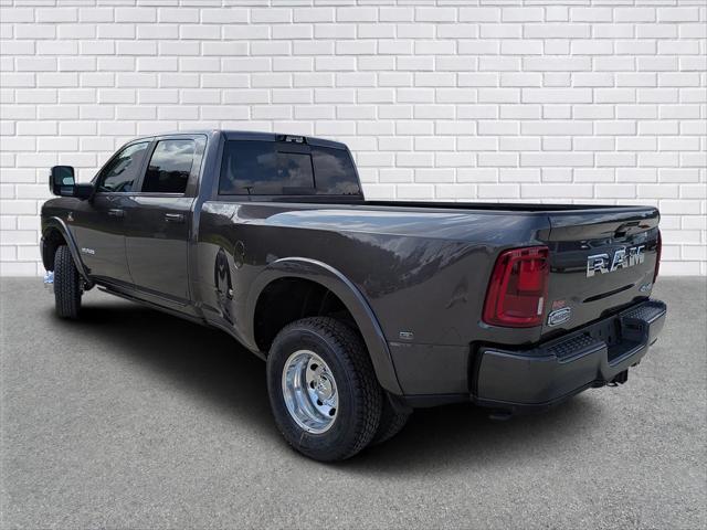 2025 RAM Ram 3500 RAM 3500 LIMITED LONGHORN CREW CAB 4X4 8 BOX