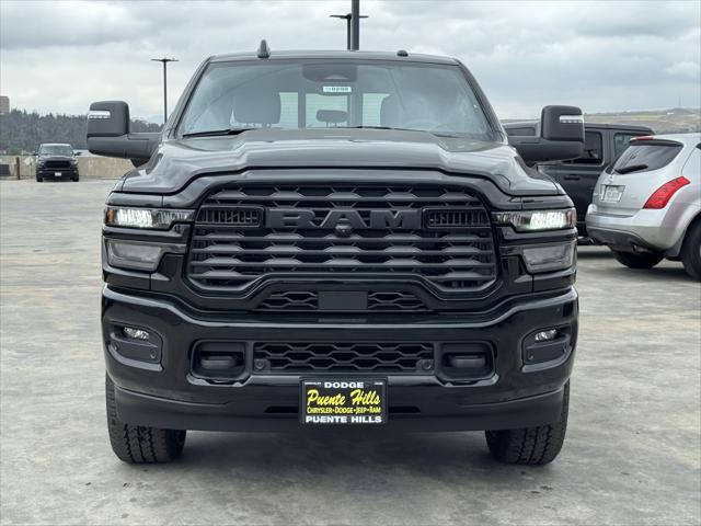 2025 RAM Ram 3500 RAM 3500 BIG HORN CREW CAB 4X4 8 BOX