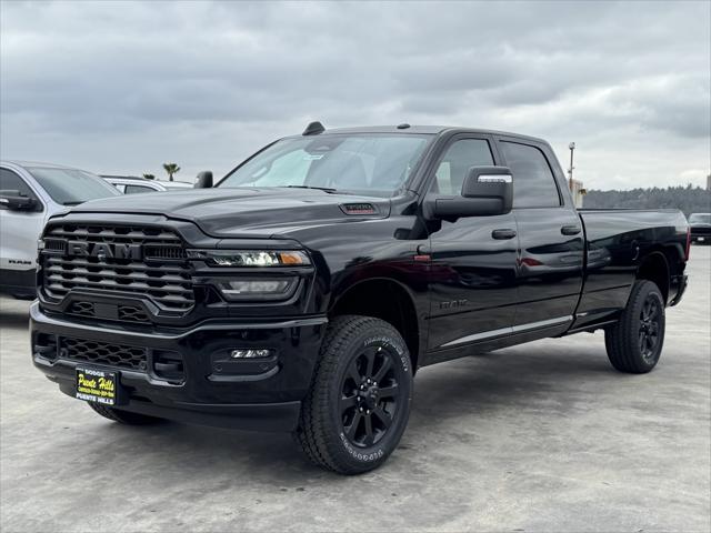 2025 RAM Ram 3500 RAM 3500 BIG HORN CREW CAB 4X4 8 BOX