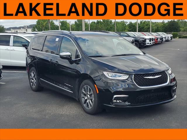 2025 Chrysler Pacifica Hybrid PACIFICA PLUG-IN HYBRID PINNACLE
