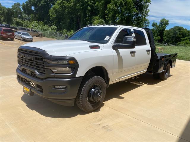 2025 RAM Ram 3500 Chassis Cab RAM 3500 TRADESMAN CREW CAB CHASSIS 4X4 60 CA