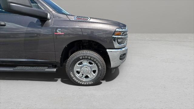 2025 Ram 2500 Tradesman Crew Cab 4x4 6'4" Box