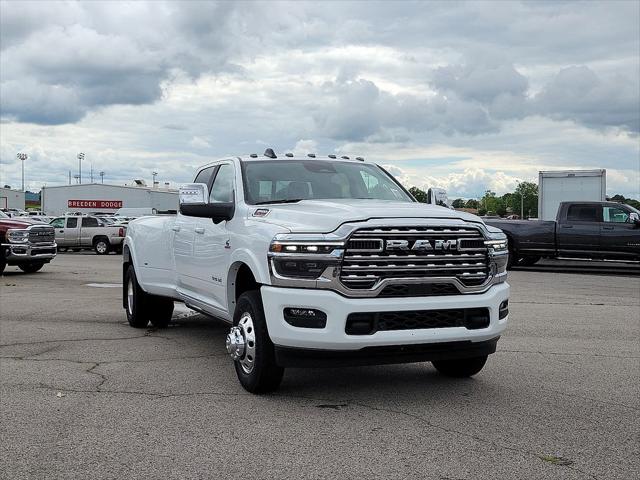 2025 RAM Ram 3500 RAM 3500 LIMITED LONGHORN CREW CAB 4X4 8 BOX
