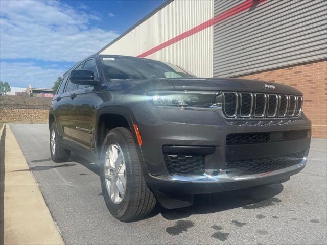 2025 Jeep Grand Cherokee GRAND CHEROKEE L LAREDO X 4X2