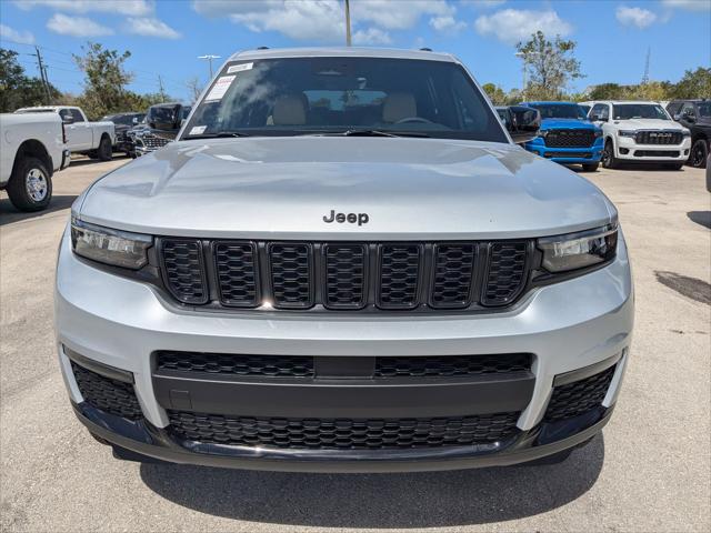 2025 Jeep Grand Cherokee GRAND CHEROKEE L LIMITED 4X4