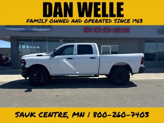2025 RAM Ram 3500 RAM 3500 TRADESMAN CREW CAB 4X4 64 BOX