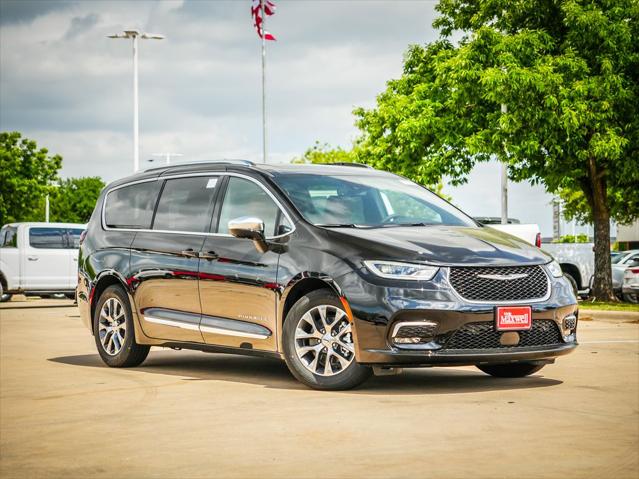2025 Chrysler Pacifica Hybrid PACIFICA PLUG-IN HYBRID PINNACLE