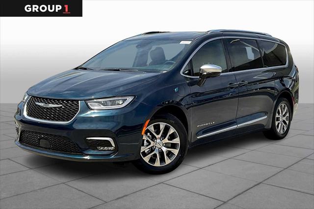 2025 Chrysler Pacifica Hybrid PACIFICA PLUG-IN HYBRID PINNACLE