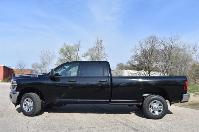 2025 RAM Ram 2500 RAM 2500 TRADESMAN CREW CAB 4X4 8 BOX