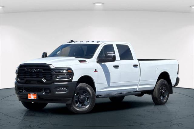 2025 RAM Ram 3500 RAM 3500 TRADESMAN CREW CAB 4X4 8 BOX