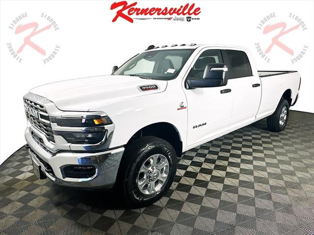 2025 RAM Ram 3500 RAM 3500 BIG HORN CREW CAB 4X4 8 BOX