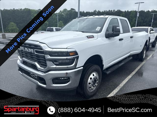 2025 RAM Ram 3500 RAM 3500 TRADESMAN CREW CAB 4X4 8 BOX