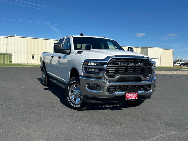 2025 RAM Ram 2500 RAM 2500 TRADESMAN CREW CAB 4X4 8 BOX