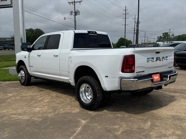 2025 RAM Ram 3500 RAM 3500 LARAMIE MEGA CAB 4X4 64 BOX