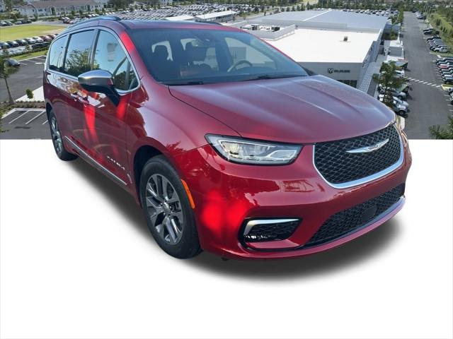 2025 Chrysler Pacifica Hybrid PACIFICA PLUG-IN HYBRID PINNACLE