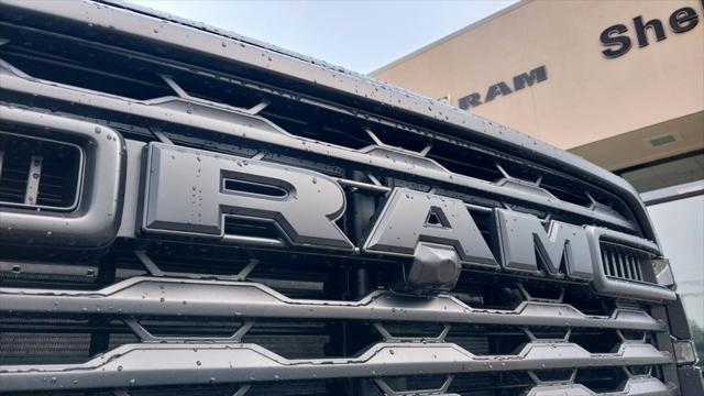 2025 RAM Ram 2500 RAM 2500 TRADESMAN CREW CAB 4X4 64 BOX