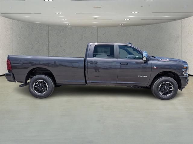 2025 RAM Ram 3500 RAM 3500 LARAMIE CREW CAB 4X4 8 BOX