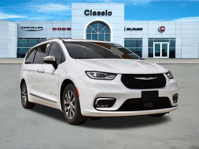 2025 Chrysler Pacifica Hybrid PACIFICA PLUG-IN HYBRID PINNACLE