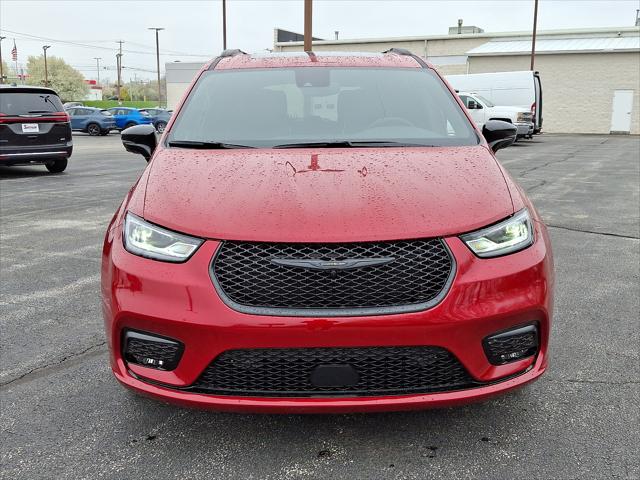 2025 Chrysler Pacifica Hybrid PACIFICA PLUG-IN HYBRID S APPEARANCE