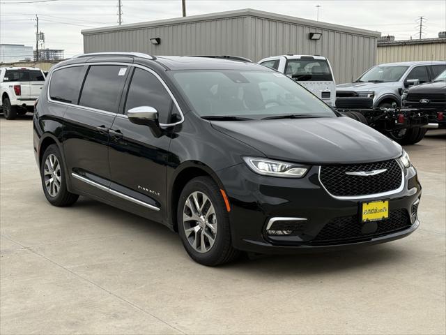 2025 Chrysler Pacifica Hybrid PACIFICA PLUG-IN HYBRID PINNACLE