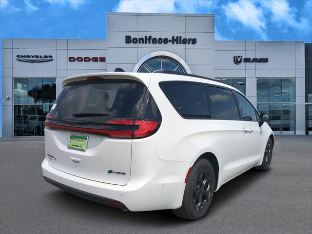 2025 Chrysler Pacifica Hybrid PACIFICA PLUG-IN HYBRID S APPEARANCE