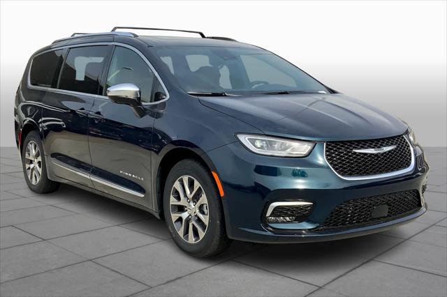 2025 Chrysler Pacifica Hybrid PACIFICA PLUG-IN HYBRID PINNACLE