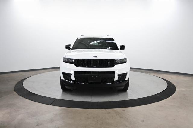 2022 Jeep Grand Cherokee L Altitude 4x4
