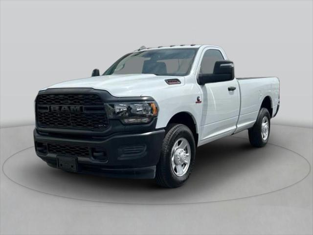 2024 RAM 3500 Big Horn Crew Cab 4x4 8 Box