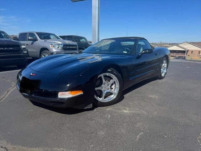2004 Chevrolet Corvette 2dr Convertible 2004 Chevrolet Corvette 2dr Convertible