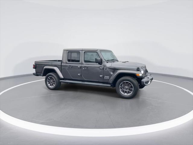 2023 Jeep Gladiator Overland 4x4