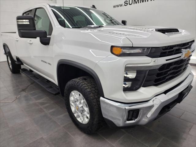 2024 Chevrolet Silverado 2500HD 4WD Crew Cab Long Bed LT