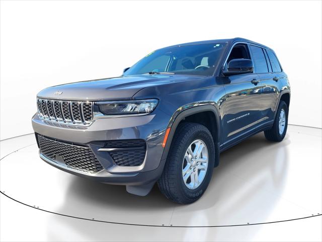 2025 Jeep Grand Cherokee Laredo 4x2