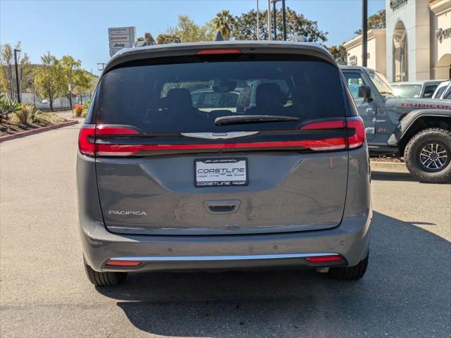 2022 Chrysler Pacifica Touring