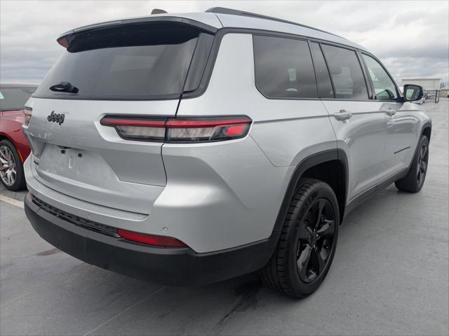 2023 Jeep Grand Cherokee L Altitude 4x4