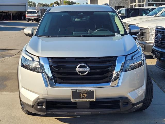 2024 Nissan Pathfinder SV 4WD