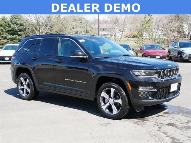 2025 Jeep Grand Cherokee Limited 4x4 for sale in Rochester, MN