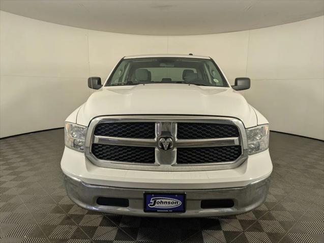 2022 RAM 1500 Classic Tradesman Crew Cab 4x4 57 Box