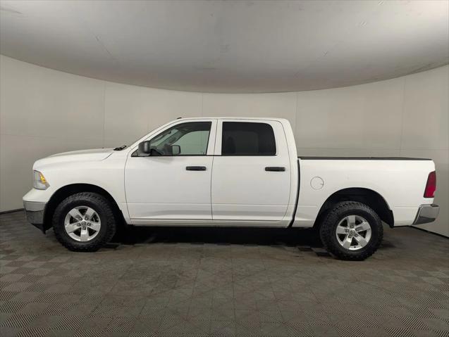 2022 RAM 1500 Classic Tradesman Crew Cab 4x4 57 Box