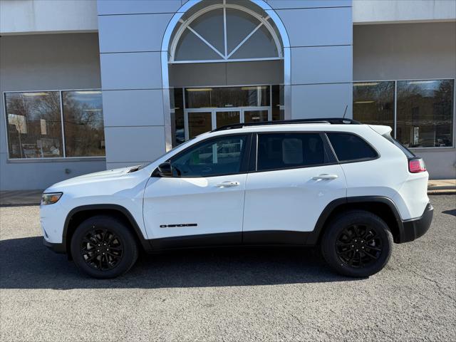2023 Jeep Cherokee Altitude Lux 4x4