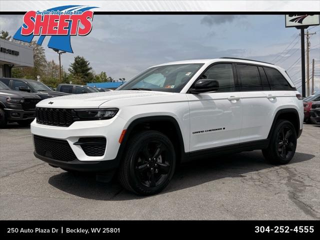 2025 Jeep Grand Cherokee GRAND CHEROKEE ALTITUDE X 4X4