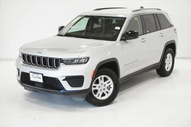 2024 Jeep Grand Cherokee Laredo 4x4