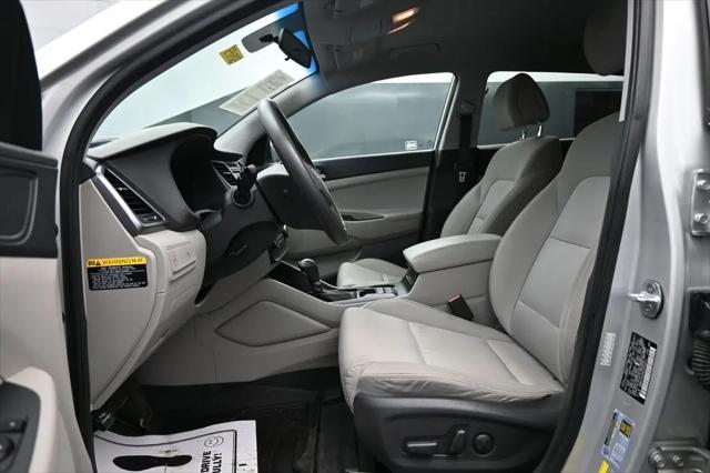 2016 Hyundai Tucson SE
