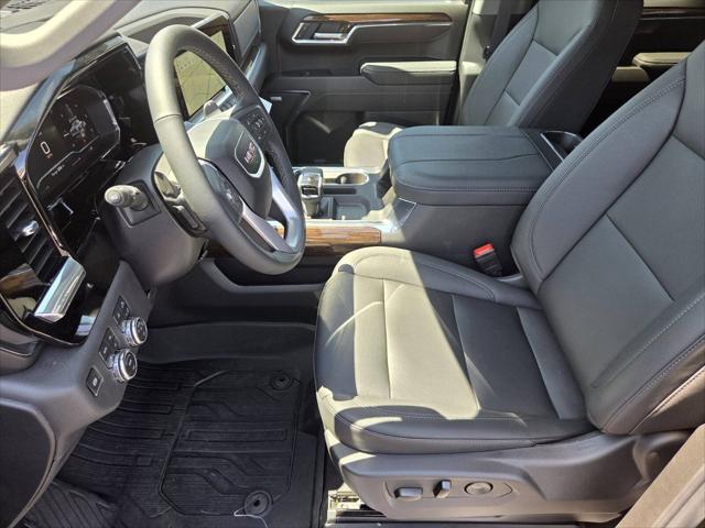 2025 GMC Sierra 1500 4WD Crew Cab Short Box Elevation with 3SB