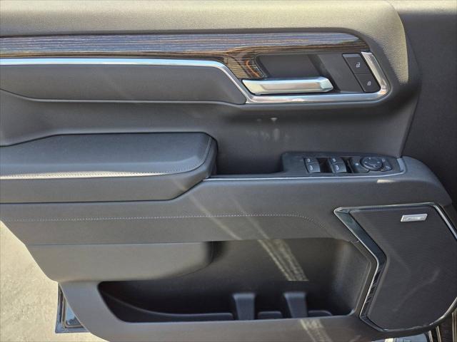 2025 GMC Sierra 1500 4WD Crew Cab Short Box Elevation with 3SB