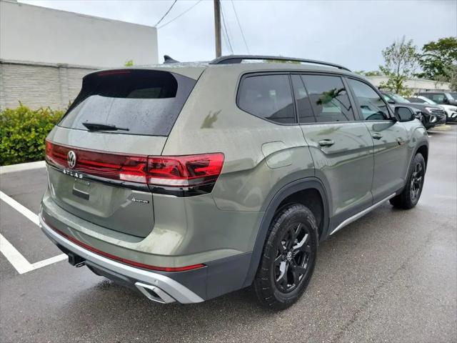 2025 Volkswagen Atlas 2.0T Peak Edition