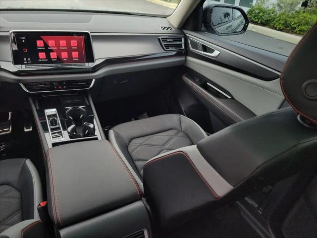 2025 Volkswagen Atlas 2.0T Peak Edition