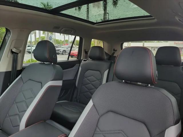 2025 Volkswagen Atlas 2.0T Peak Edition