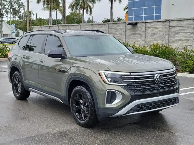 2025 Volkswagen Atlas 2.0T Peak Edition for sale in Delray Beach, FL